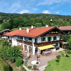 Ferienhaus Apartmenthaus Der Johanneshof, Schliersee